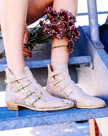 Women's Shoes